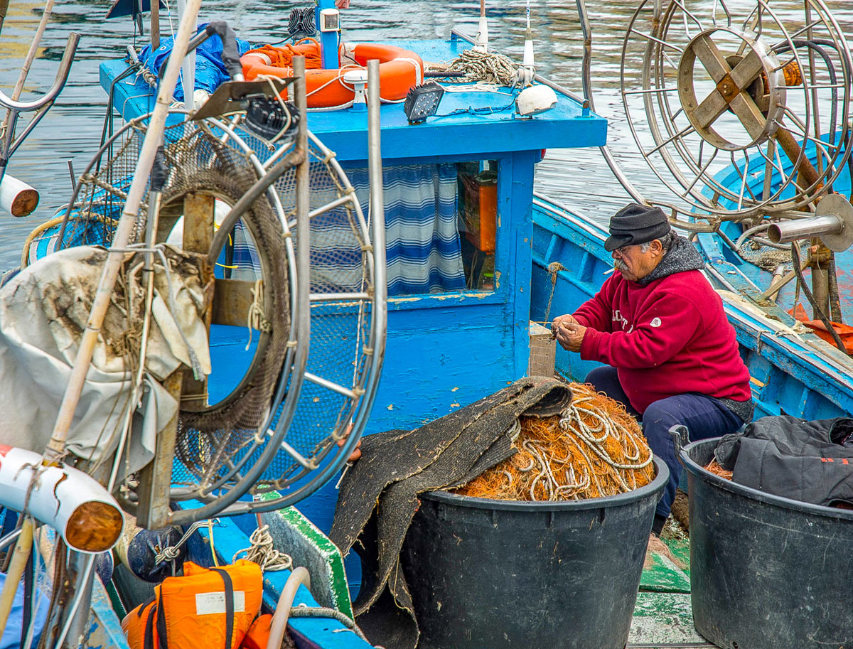 Pescatori al porto di Pozzuoli